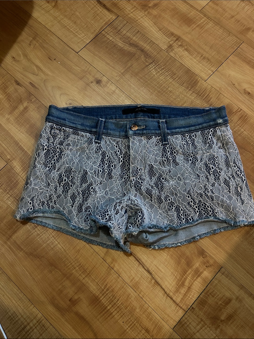 Joe's Jeans White Lace-Overlay Denim Shorts size 28